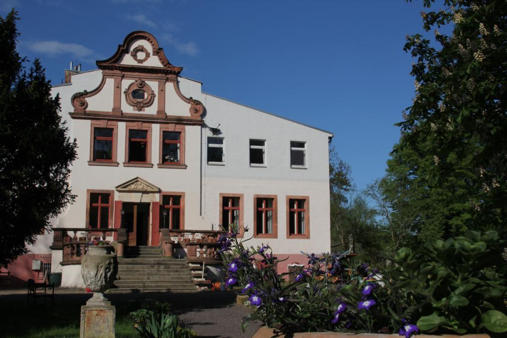 Herrenhaus Schmoelen Gbr Bennewitz Exterior photo